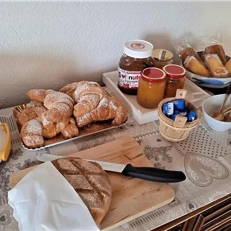 فندق مبيت وإفطار Rubando Le Nuvole